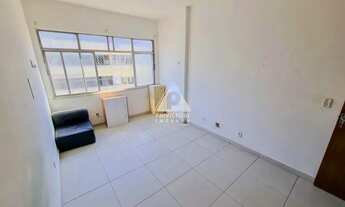 Imagem 4: Conjugado à venda! Vista lateral mar; claro e arejado - Copacabana - Rio de Janeiro