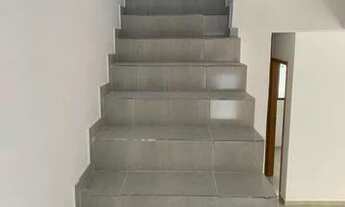 Imagem 4: Excelente Casa Duplex, Sala. Terraço e Varanda, alem de 03 quartos sendo um suite, à venda