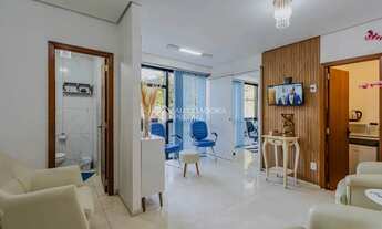 Imagem 2: Sala/conjunto com 88m² 2 peças, 2 banheiros, cozinha e terraço de frente em toda dimensão