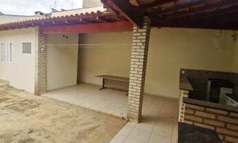 Imagem: Casa à Venda, com três dormitórios é