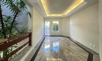 Imagem 7: Imóvel para aluguel tem 413 metros quadrados com 4 quartos