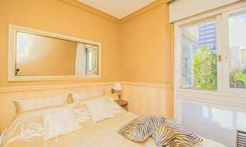 Imagem 3: Imóvel para venda possui 130 metros quadrados com 2 quartos em Petrópolis - Porto Alegre