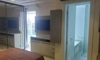 Imagem 7: Imóvel para venda tem 200 metros quadrados com 3 quartos em Meia Praia - Itapema - SC