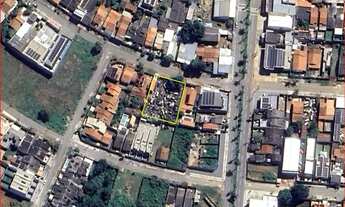 Imagem: Dois lotes com área total de 1.308 m²