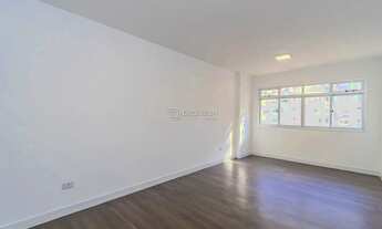 Imagem 3: Apartamento amplo, coladinho ao Bosque da Copel e ao Parque Barigui