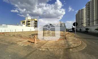 Imagem: Terreno disponível para locação no bairro