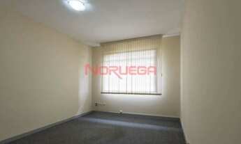 Imagem 6: Casa Comercial para Locação em Curitiba-PR, Bairro Alto - 7 Salas, 2 Banheiros, 5 Vagas de