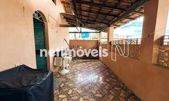 Imagem 4: Oportunidade em Contagem Casa + 2 Barracões para Renda no Novo Progresso!