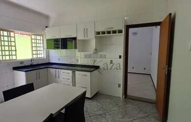 Imagem 3: Oportunidade - Casa Assobradada - Jardim Sul - 2 Dormitórios - 129m²
