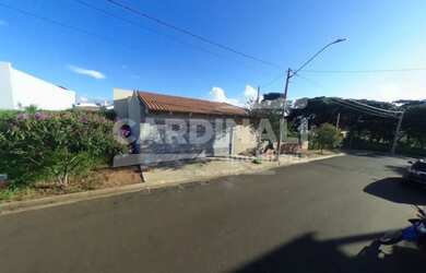 Imagem: Casa muito bem localizada no bairro novo