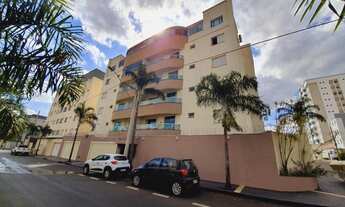 Imagem 2: Apartamento para venda tem 105 metros quadrados com 3 quartos em Santa Mônica - Uberlândia