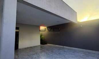 Imagem 2: Térrea para venda tem 179 metros quadrados com 3 quartos em Novo Mundo - Uberlândia - MG