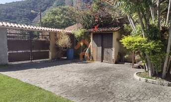 Imagem 4: Casa à venda de 195 metros quadrados com 3 quartos em Itacoatiara - Niterói - RJ