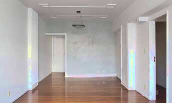 Imagem 3: Apartamento para venda tem 136 metros quadrados com 3 quartos em São Mateus - Juiz de Fora