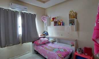 Imagem 6: Casa C/ 3 quartos financia , blindex, Forro em Gesso, piso Porcelanato pt. automático!