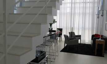 Imagem 7: Loft dúplex com pé direito de 6,5mts, com três quartos e área privativa de 114!