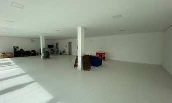 Imagem: Ponto comercial/Loja/Box para aluguel possui