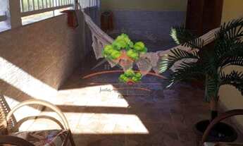 Imagem 7: Casa com 3 Quartos e 2 banheiros à Venda, 320 m² por R$ 300.000