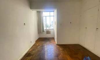 Imagem 11: Oportunidade no Leblon!Venda apartamento 2 quartos,vista livre,área de serviço e dep empre