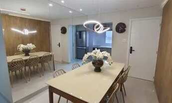 Imagem 3: Apartamento Frente Mar 4 Dormitórios Mobiliado e Decorado Para Locação Anual no/Centro de