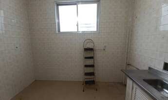 Imagem 3: Apartamento em predio frente mar com 64 metros quadrados vista lateral mar com 2 quartos