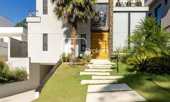 Imagem 2: Casa de alto padrão de 580m² para locação no Tamboré 11