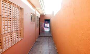 Imagem 5: Casa para aluguel tem 175 metros quadrados com 3 quartos em Centro - Jacareí - SP