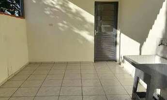 Imagem 2: Casa com 1 dormitório para alugar, 40 m² por R$ 732/mês - Jardim Santo Antônio - Americana