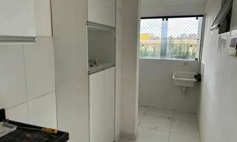 Imagem 5: Apartamento para aluguel tem 68 metros quadrados com 3 quartos suíte cozinha com armários