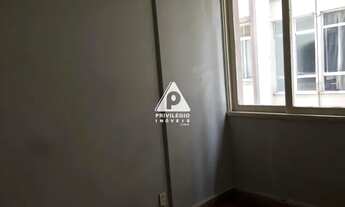 Imagem 7: Na Glória: excelente apartamento de 2 quartos, com dependências, próximo ao Metrô