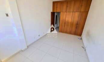 Imagem 6: Conjugado à venda! Vista lateral mar; claro e arejado - Copacabana - Rio de Janeiro