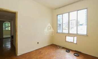 Imagem 8: Em Botafogo! Apartamento de quarto e sala, com direito a um amplo terraço