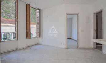 Imagem: Apartamento à venda, 2 quartos, Centro