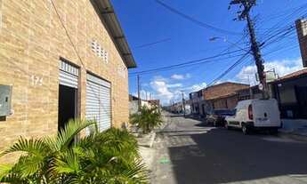 Imagem 2: Ponto comercial/Loja/Box para aluguel com 210 m² em Jereissati I - Maracanaú - CE