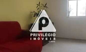 Imagem 4: Lindo apartamento de dois quartos no Centro