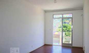 Imagem 2: Apartamento para Aluguel - Pitangueiras, 2 Quartos, 83 m2