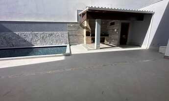 Imagem 6: Casa em condomínio com 04 suítes e piscina