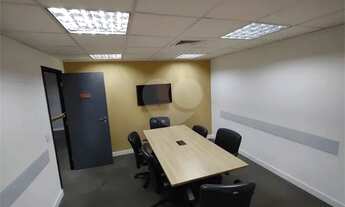 Imagem 4: SALAS COMERCIAIS 360m² COM 9 VAGAS DE GARAGEM NA CHÁCARA SANTO ANTONIO - VENDA / LOCAÇÃO