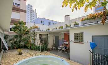 Imagem 2: Casa para Venda - 222m², 3 dormitórios, sendo 3 suites, 2 vagas - Menino Deus