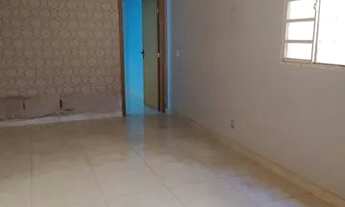 Imagem 3: ALUGO CASA 2QTS Casa com 2 dormitórios