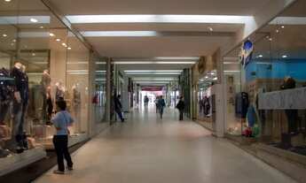 Imagem 2: Loja Galeria MInerva Centro Curitiba, 90m2