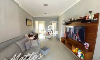 Imagem 5: Reformado, com varanda e apenas 1 lance de escada em localização excelente M87S