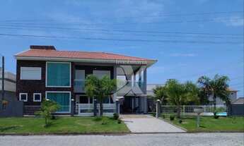 Imagem 2: Casa com 4 dormitórios ( sendo que 01 é suíte)para alugar, 250 m² por R$ 2.5000/dia - Atam