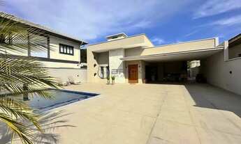 Imagem: Casa à venda com 3 suítes, 200 m² em