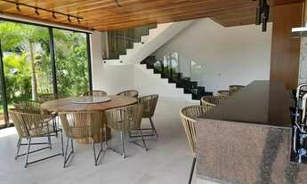 Imagem 6: Sobrado para venda tem 325 metros quadrados com 5 quartos