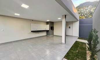 Imagem: OPORTUNIDADE IMPERDÍVEL! LINDA CASA ESPAÇOSA