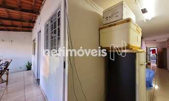 Imagem 6: Casa a venda com quatro quartos no Jardim Riacho