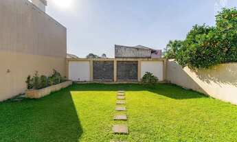 Imagem 2: Casa, 04 Quartos, 04 Vagas, Quintal,Santa Felicidade, Curitiba