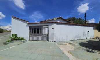 Imagem 3: Casa de esquina residencial e comercial no Rio Formoso