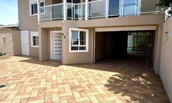 Imagem 2: SOBRADO 3 ou 4 dormitórios com piscina